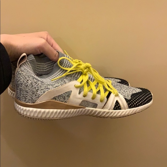 Sneakers - Picture 1 of 2